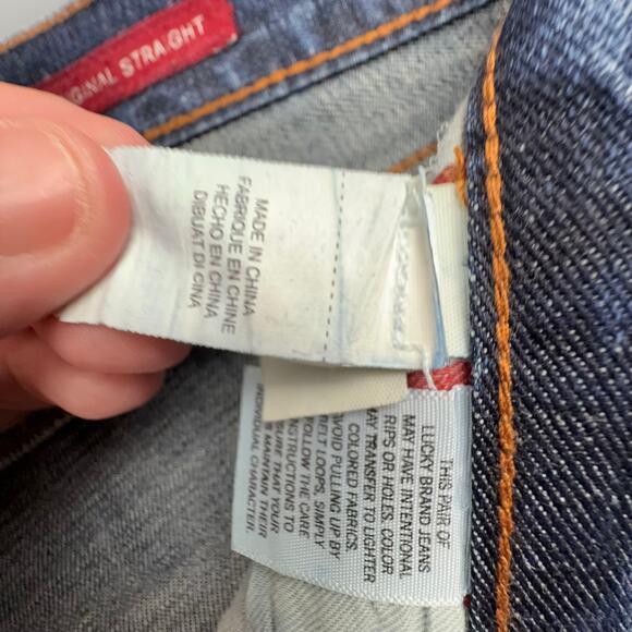 Lucky Brand 221 Original Straight Jeans 36x34 Classic Mid Wash Denim - Picture 10 of 10